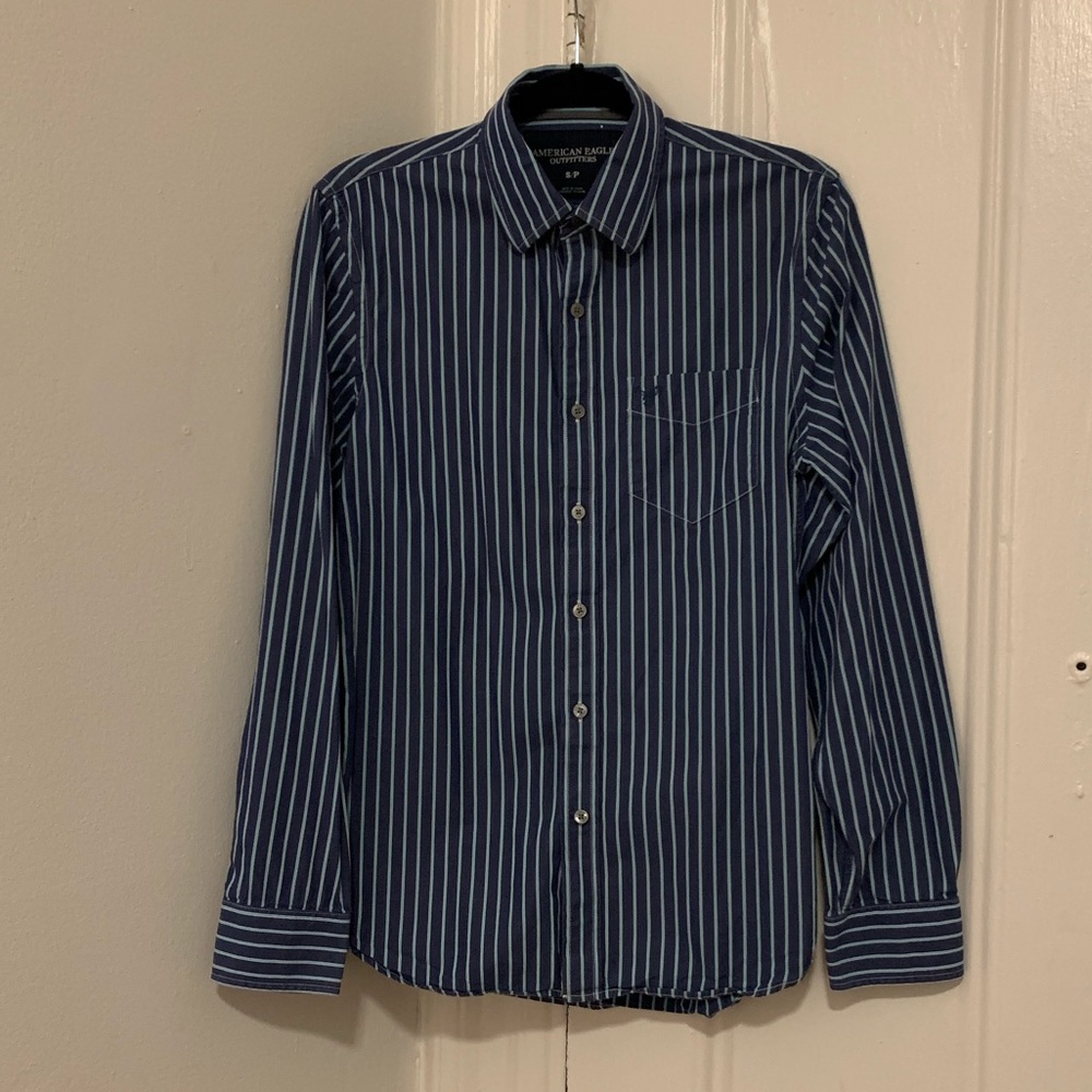 SOLD: Men’s Button Down Shirt - Picture 1 of 4